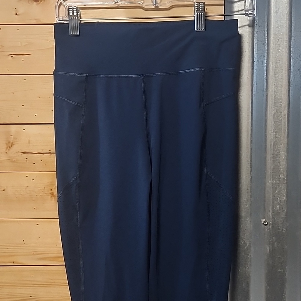 Sweaty Betty London The ZERO Gravity Size Small